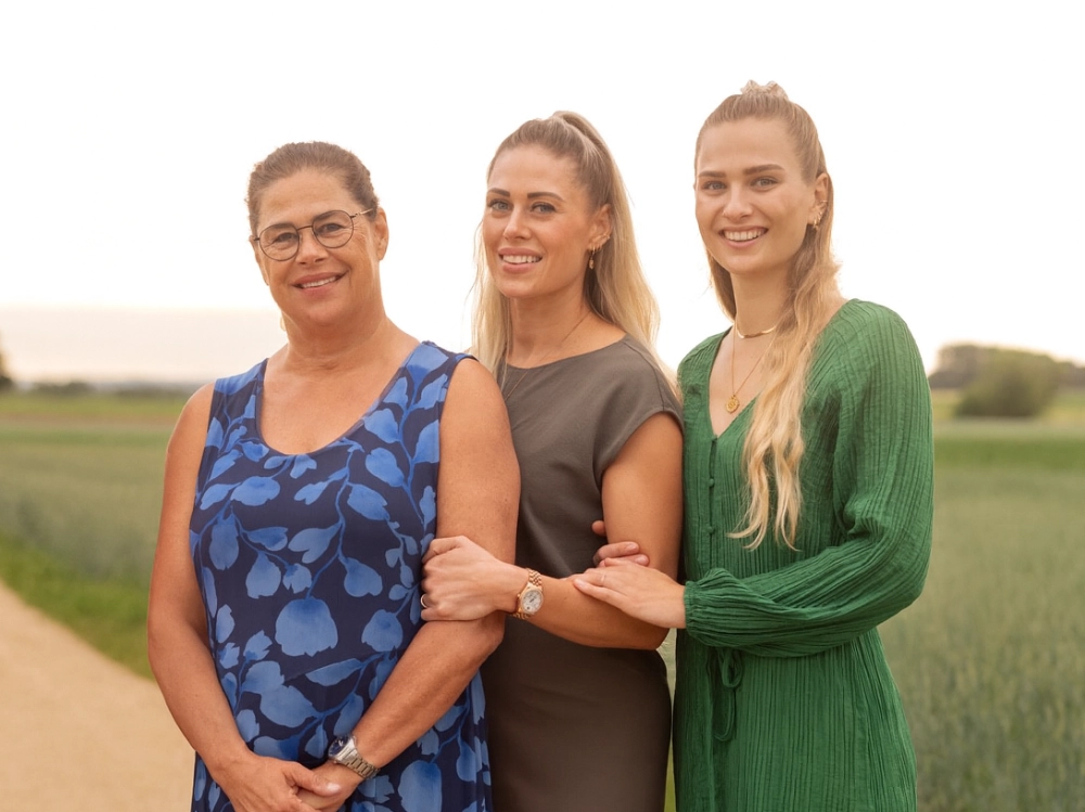 gabriele-schlesinger-mueller-team